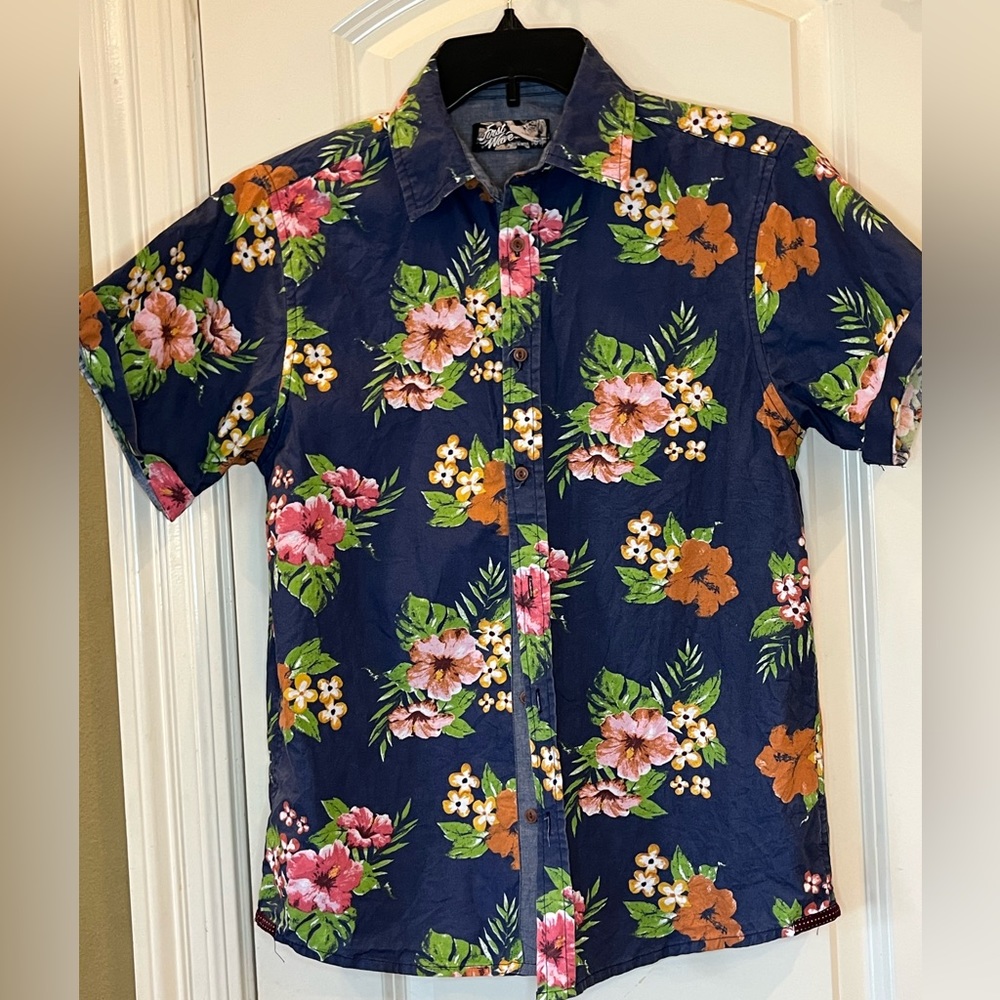 First Wave short sleeve tropical flowers button down collared shirt.
